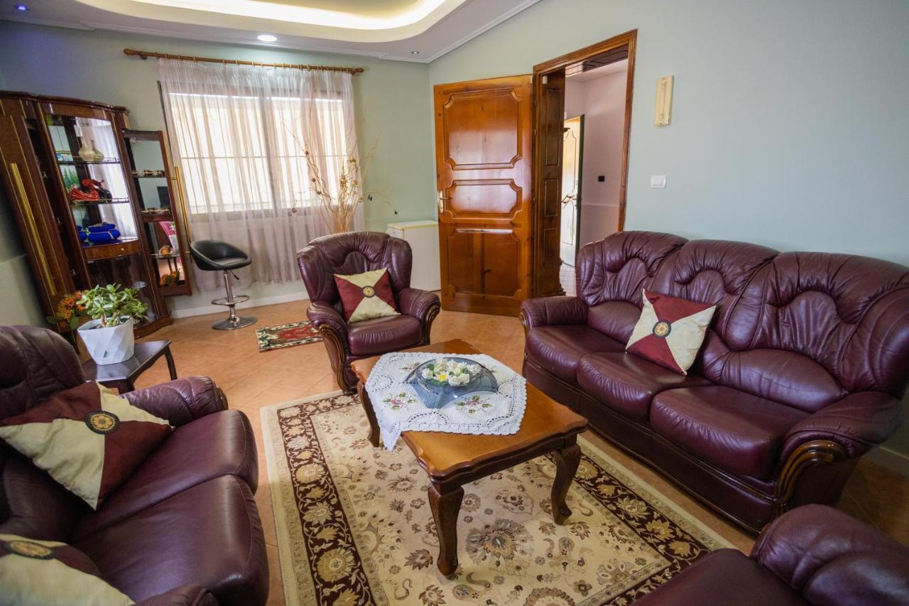 Vila Aulona Vlorë Exterior foto